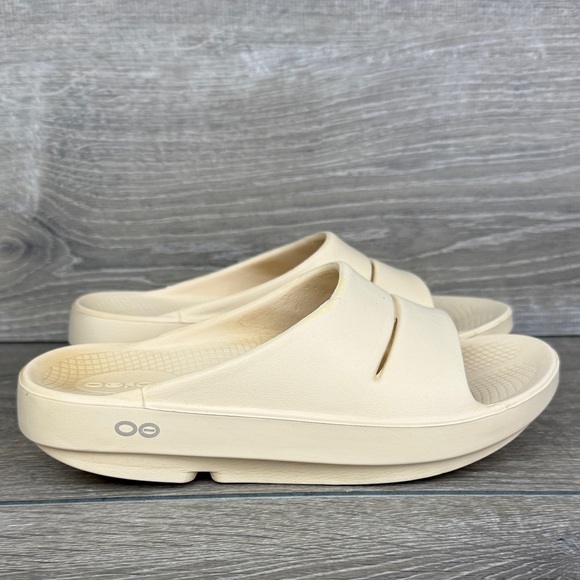 OOFOS Shoes - Oofos OOahh Women’s Sz 6/EU 37 Nomad Cream Foam Slip On Slide Recovery Sandals